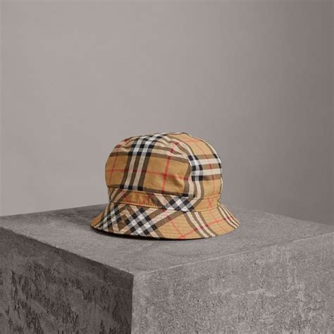 gorras burberry hombre|Sombreros, gorras y guantes para hombre .